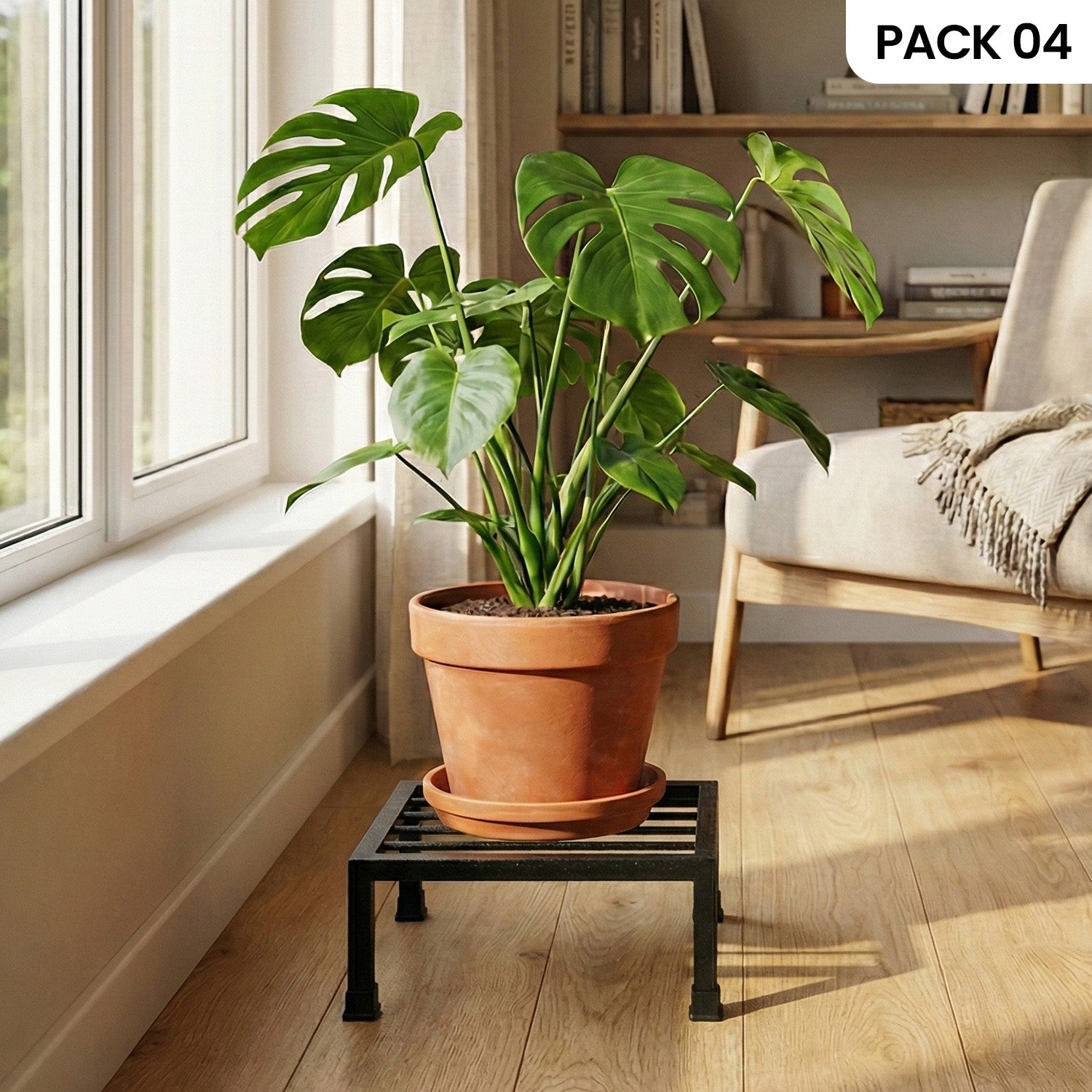 MAGNUS Plant Stand