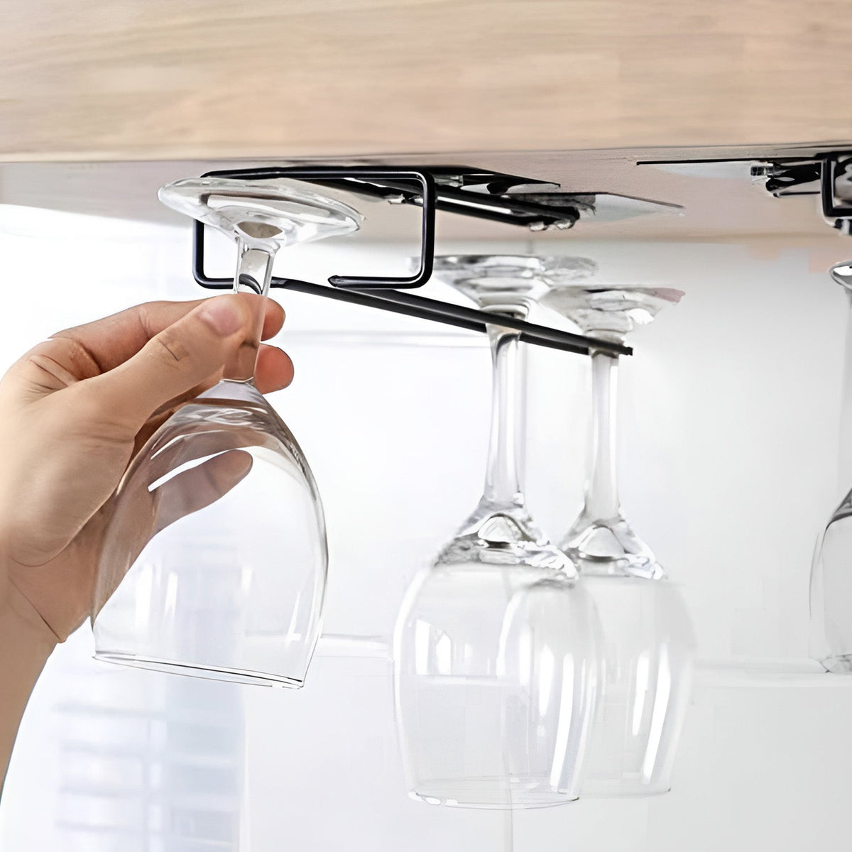 WYRA Paper Towel & Wine Glass Holder (3-in-1)